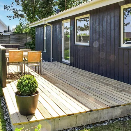 Three-bedroom In * Ebeltoft